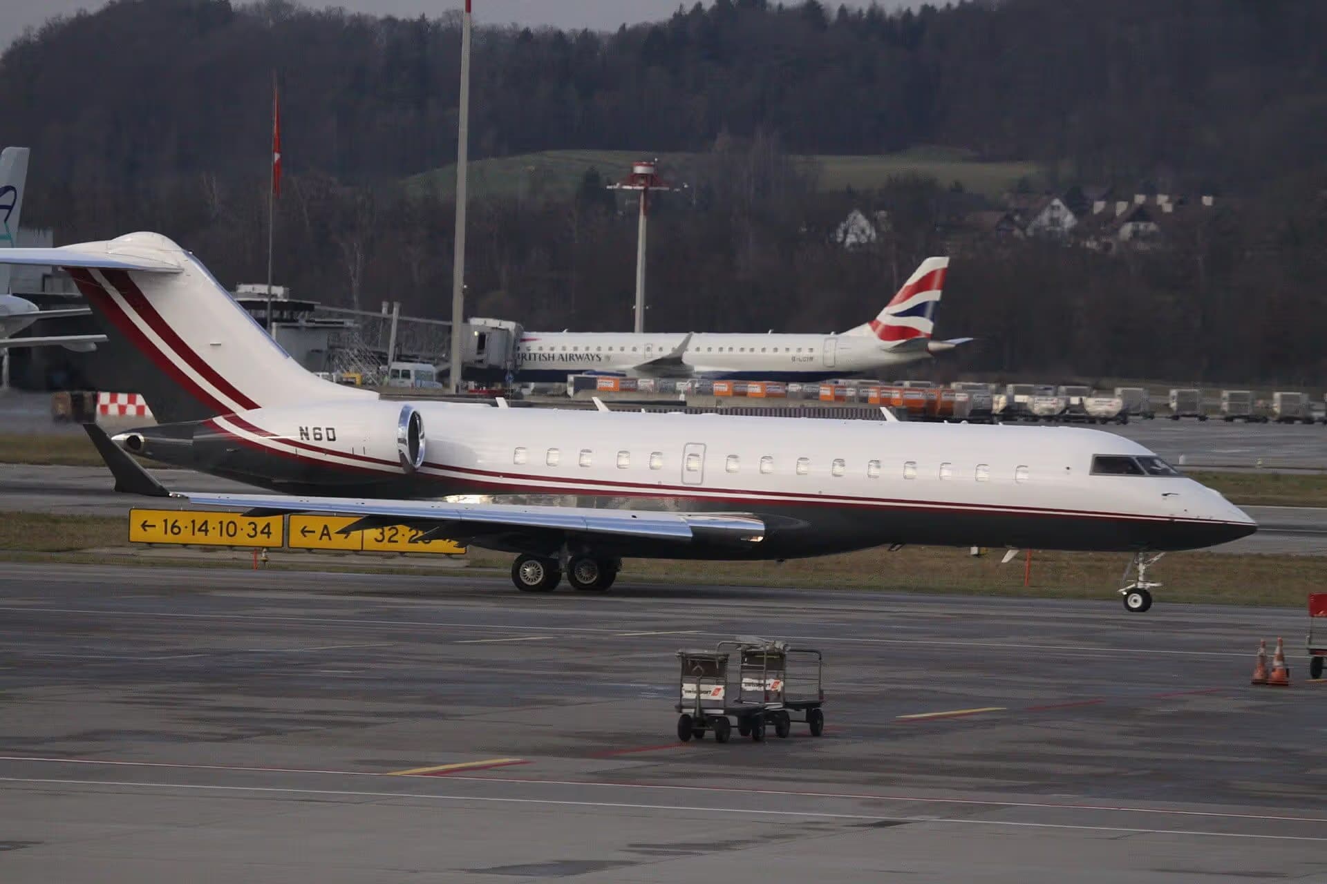 N6D — Business jet