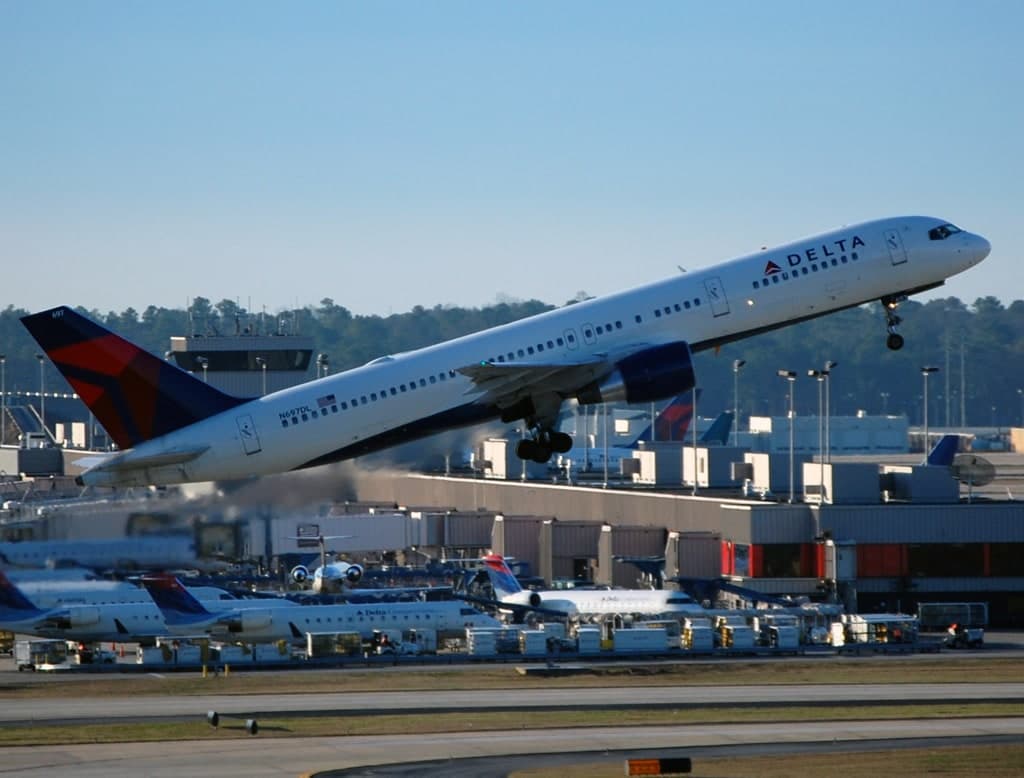 N697DL — Boeing