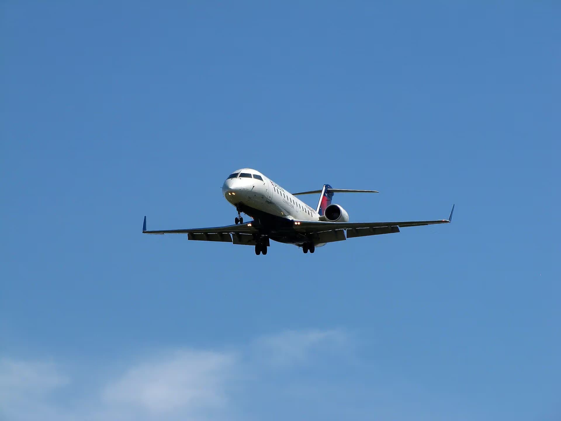 N716CA — Twin-engine aircraft