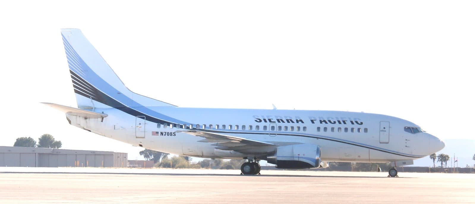 G-GFFE — Aircraft