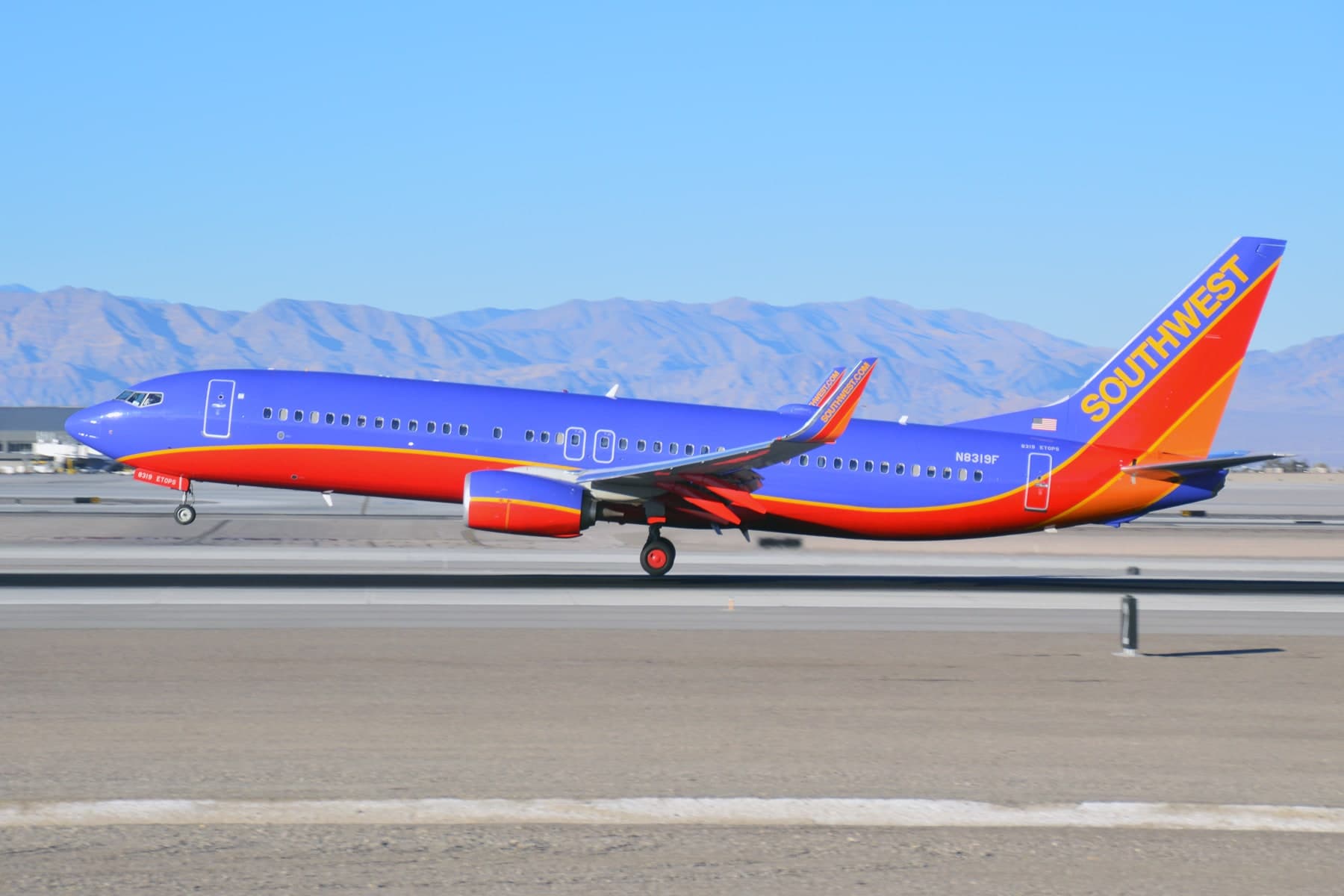N8319F — Boeing