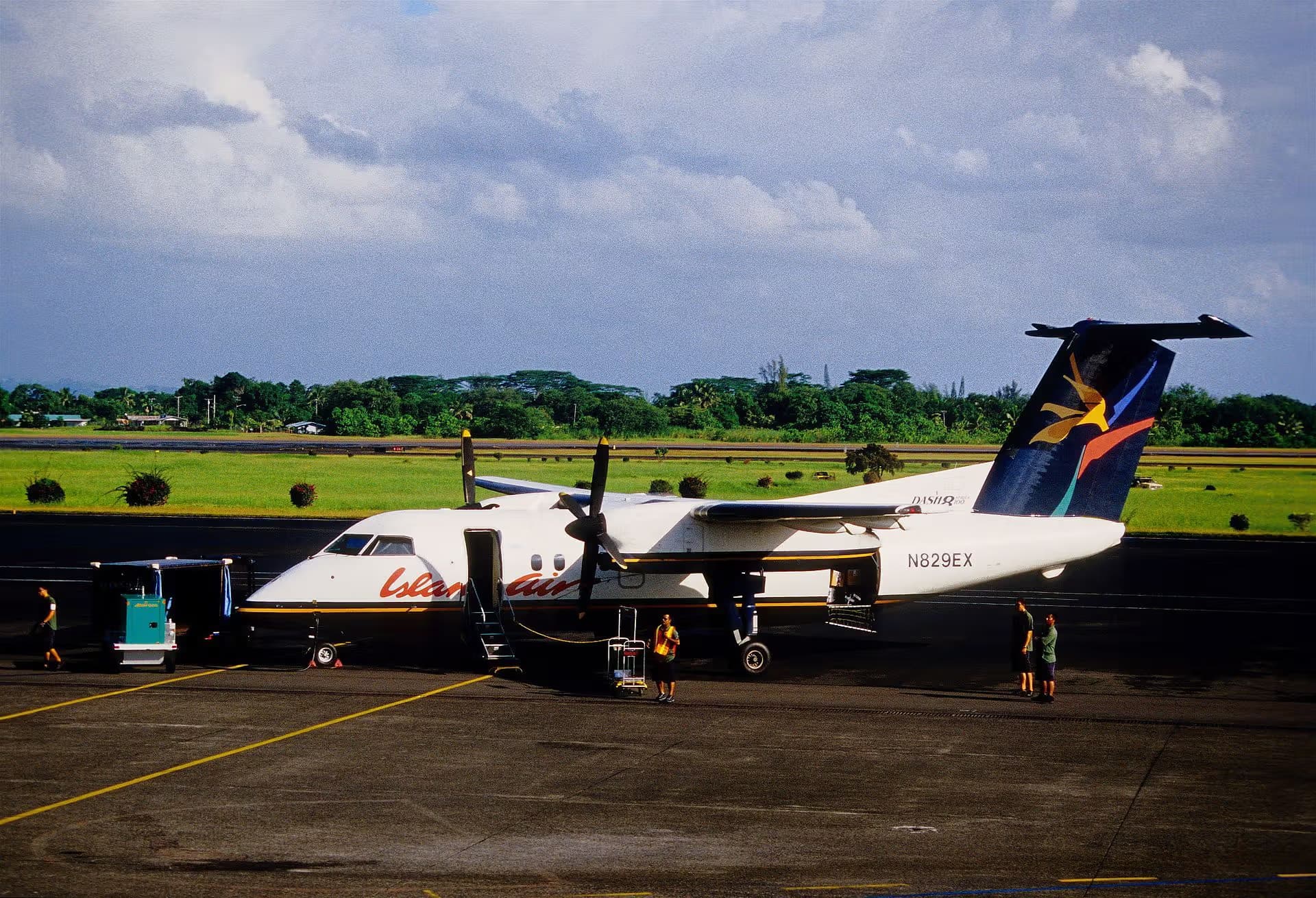 N829EX — De Havilland