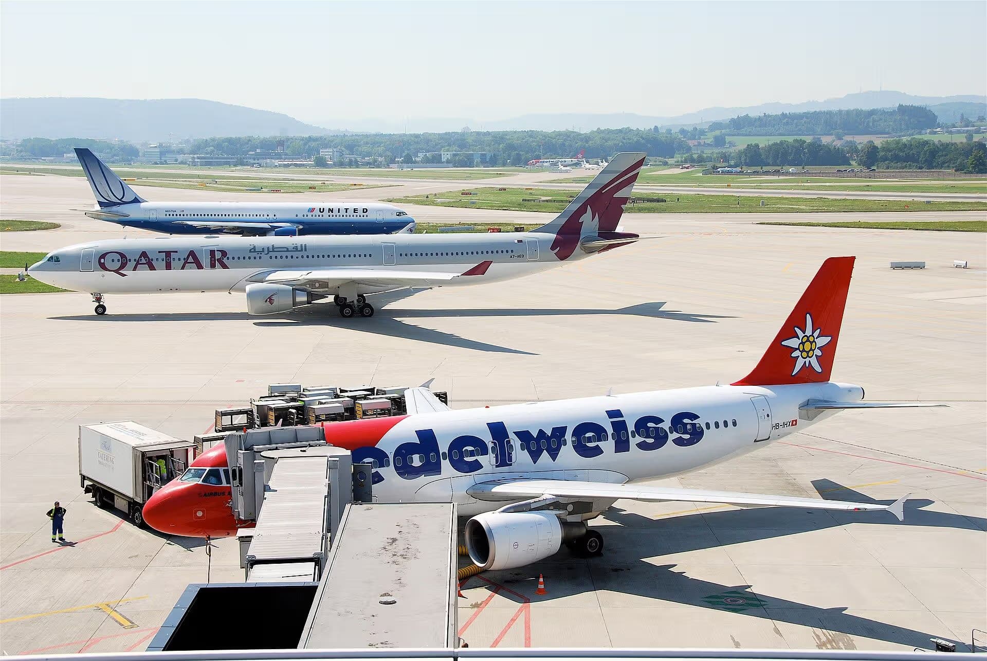 N657UA — Aircraft
