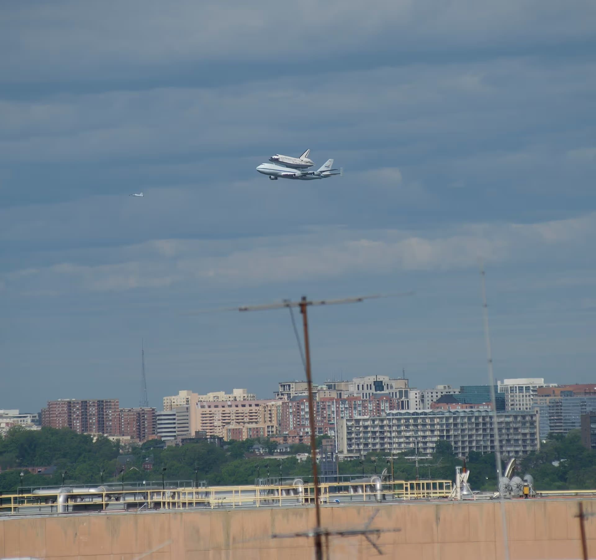 Unidentified — Aircraft