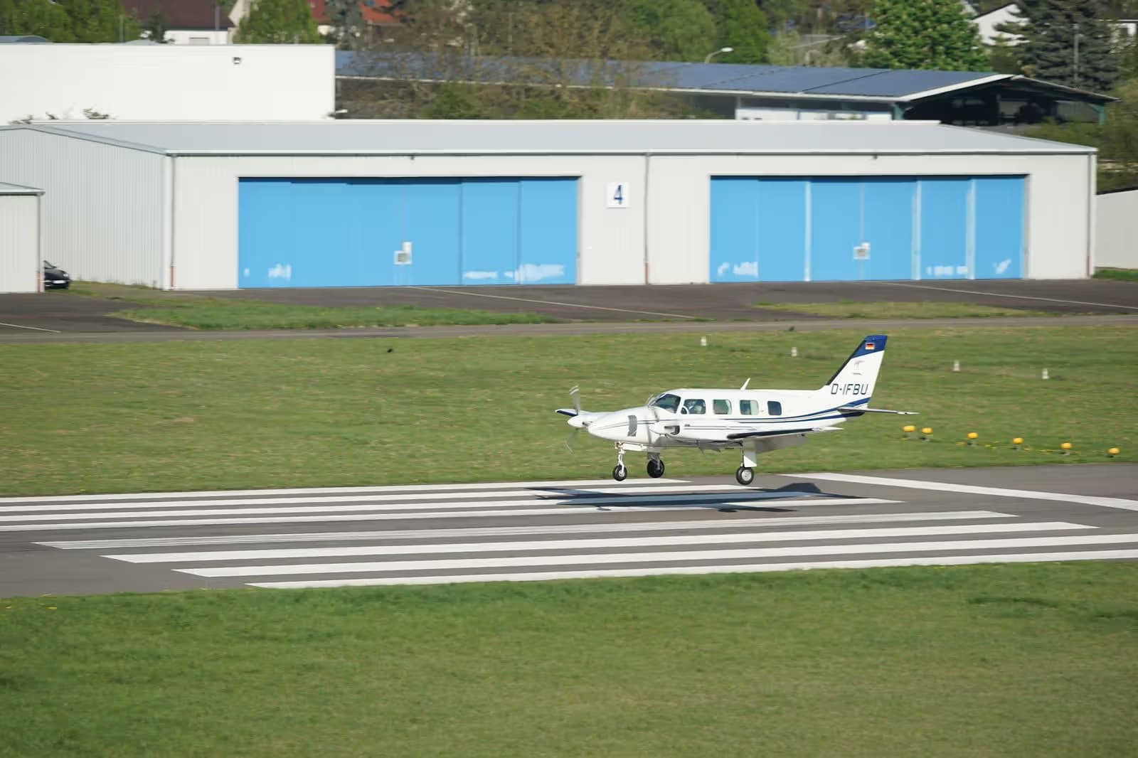 D-IFBU — Piper