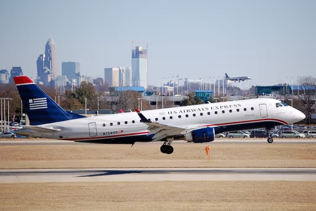 N134HQ — Embraer