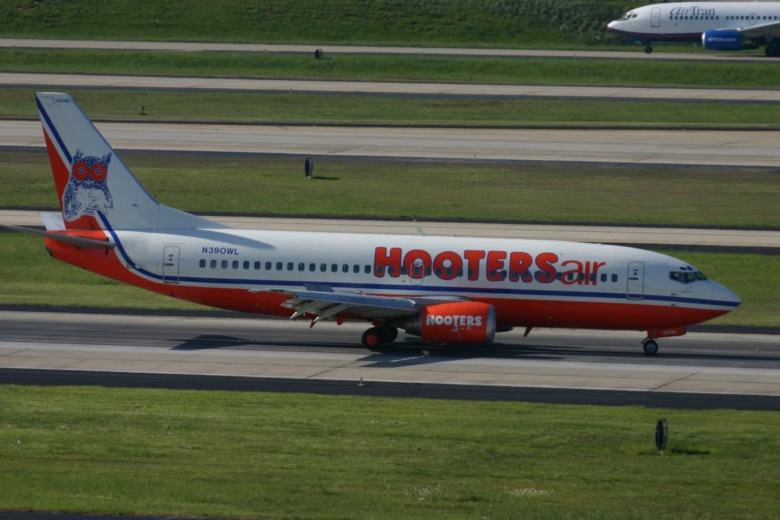 N390WL — Boeing