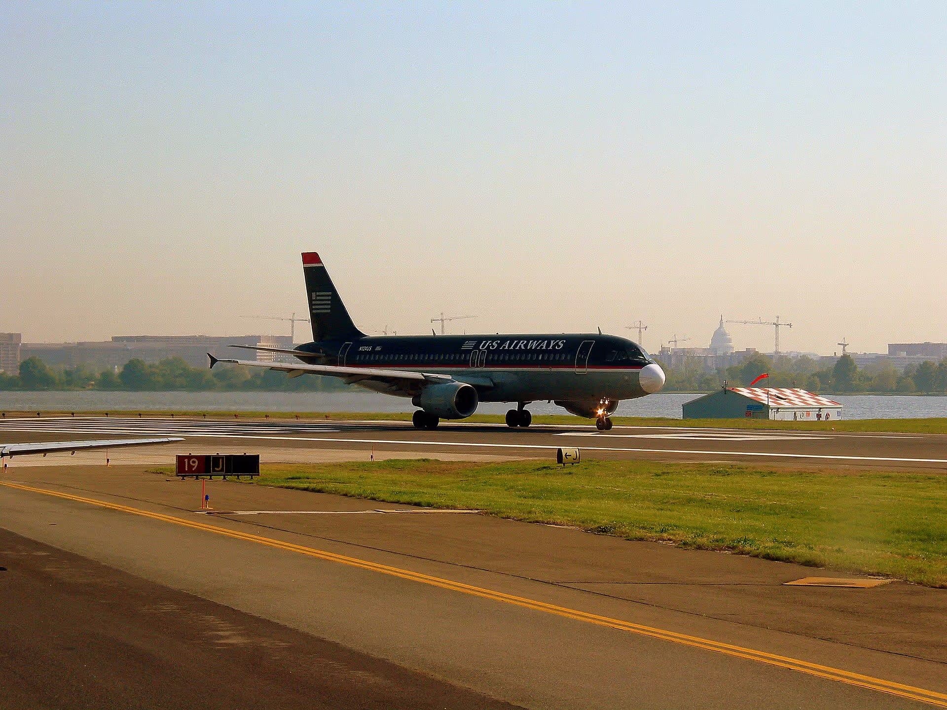 N124US — Airbus