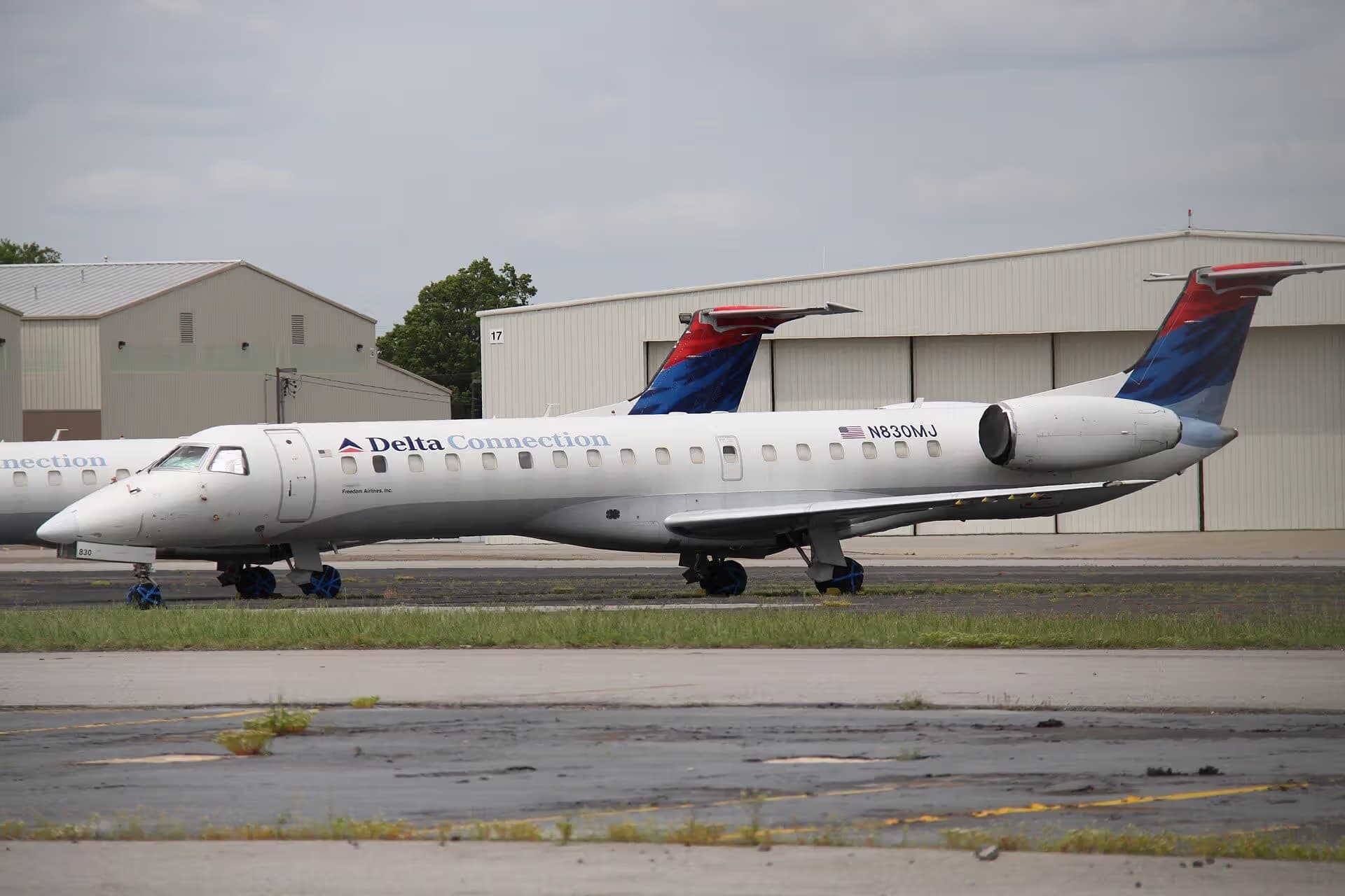 N830MJ — Aircraft