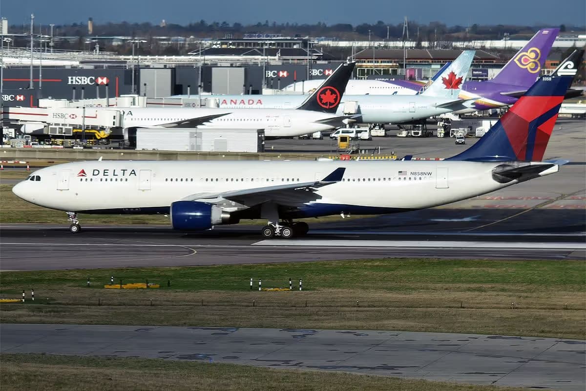 N858NW — Airbus