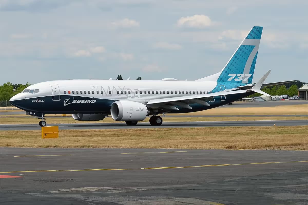 N7201S — Boeing