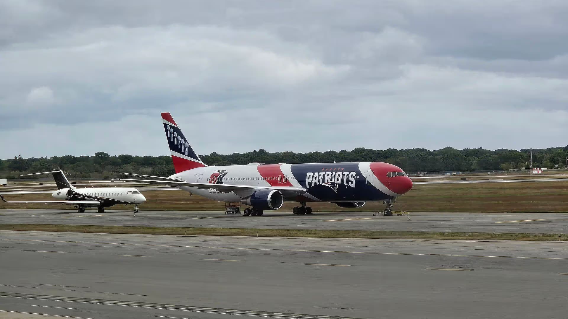 N36NE — Boeing at Rhode Island T. F. Green International Airport