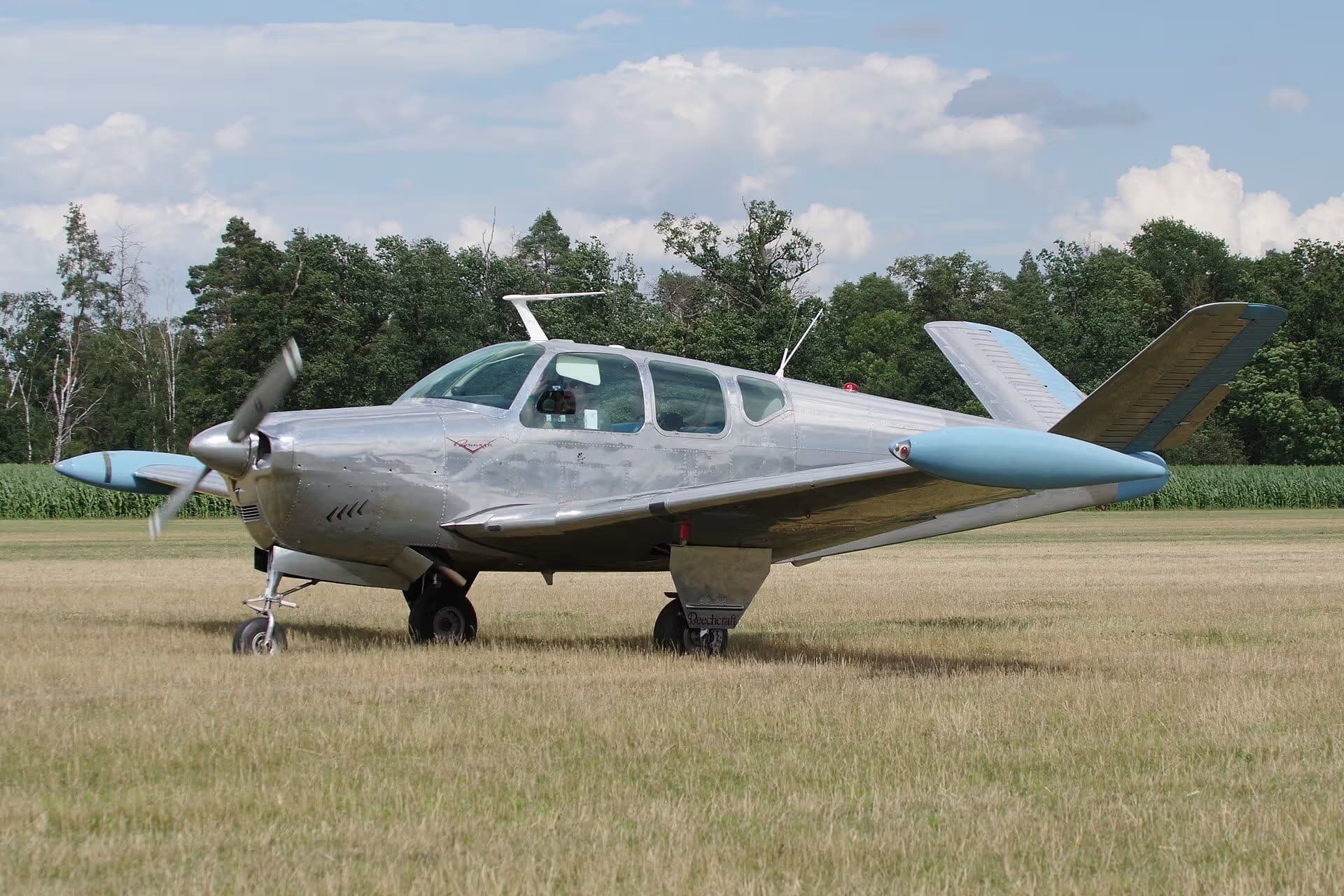 N980SE — Beechcraft