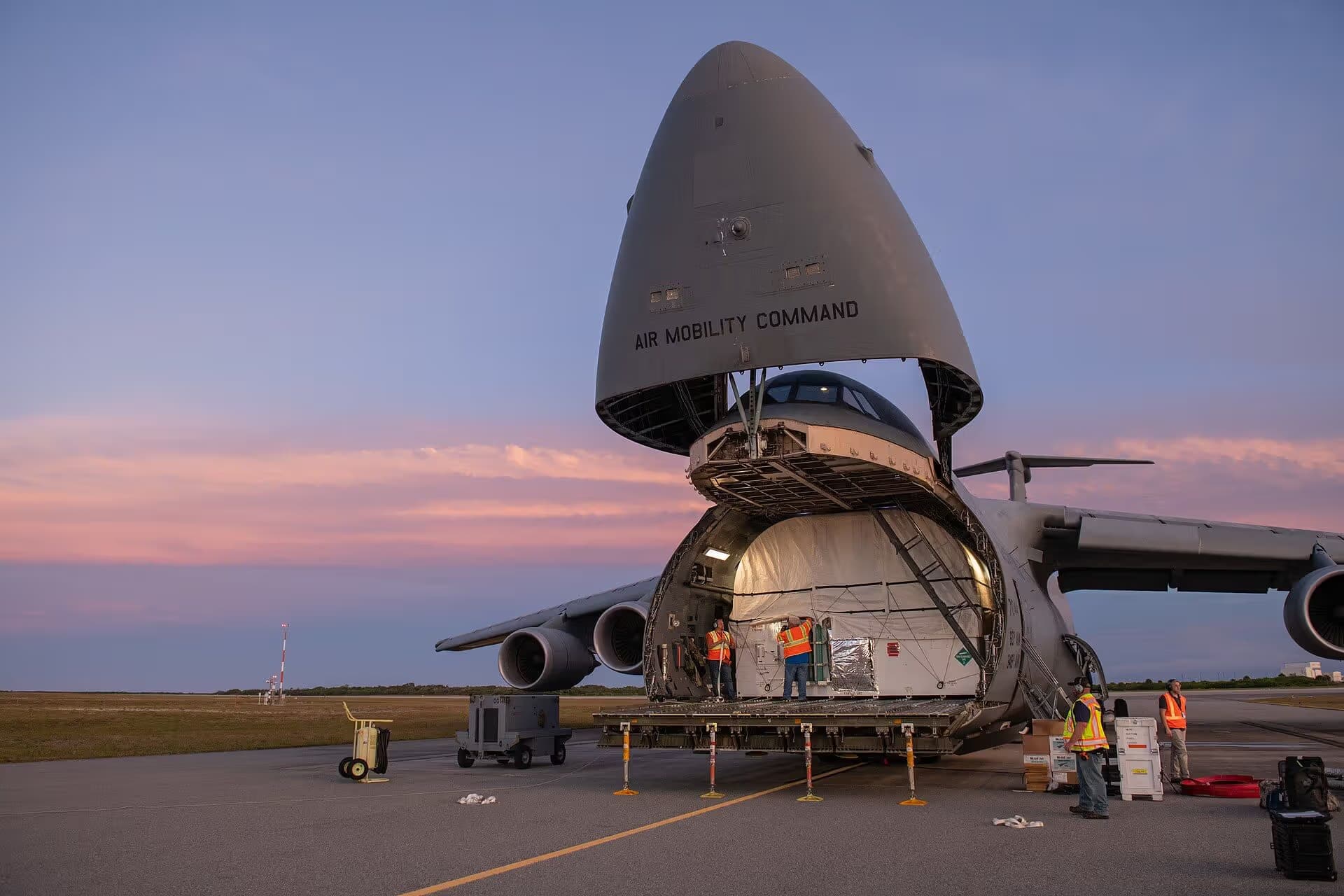 Unidentified — Lockheed