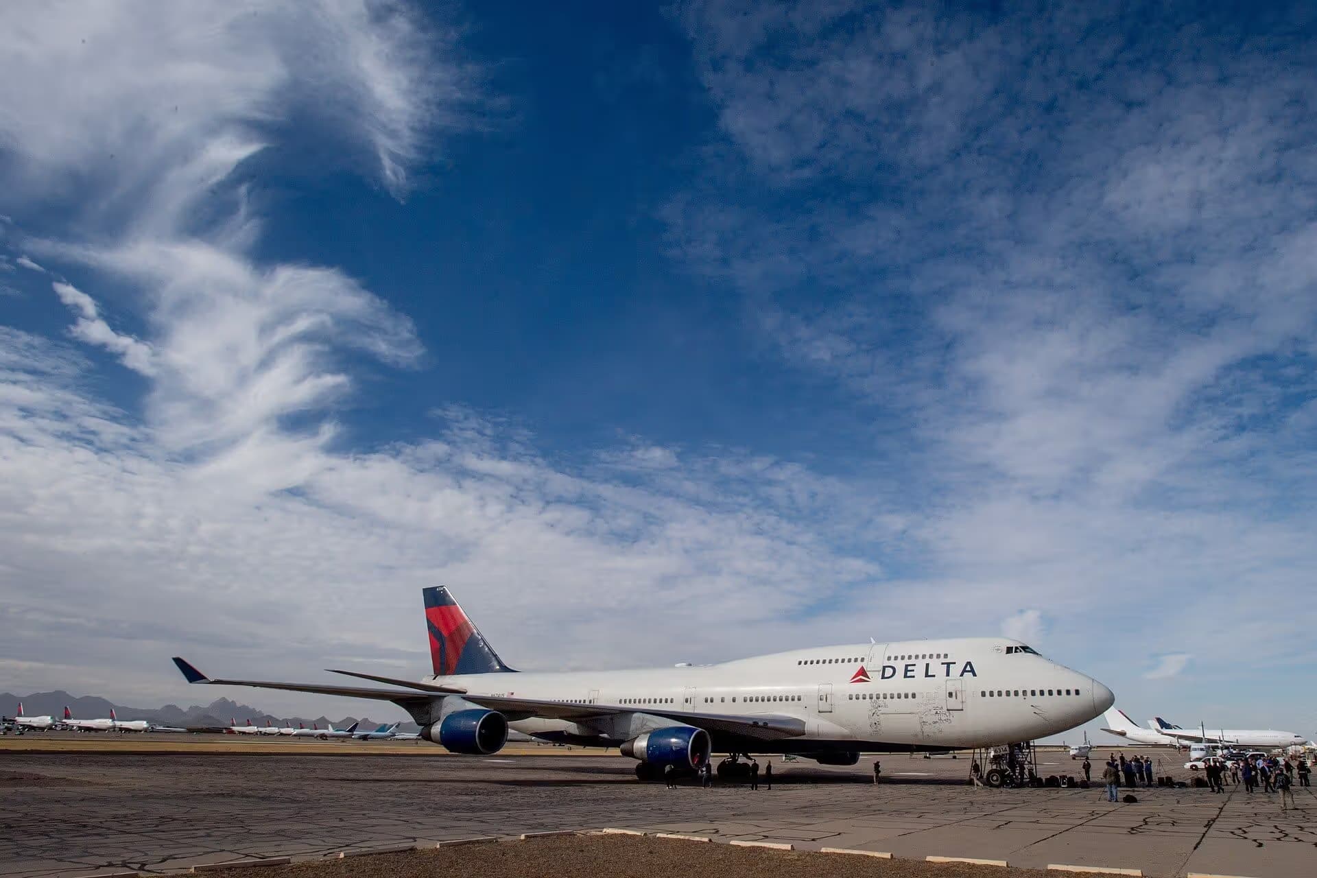 N674US — Boeing