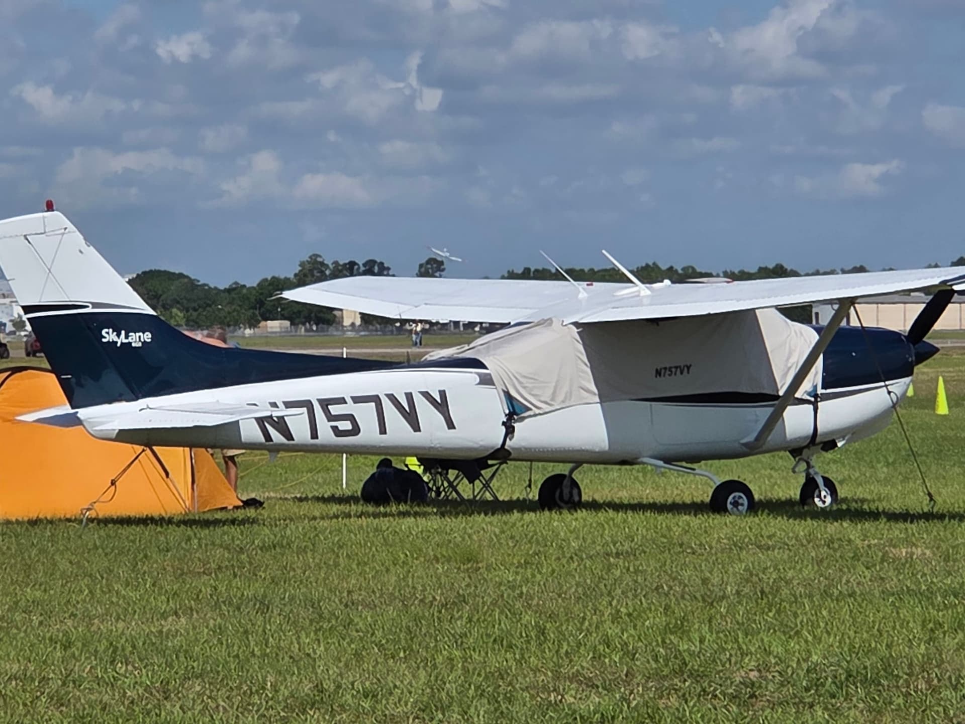N757VY — Cessna R182