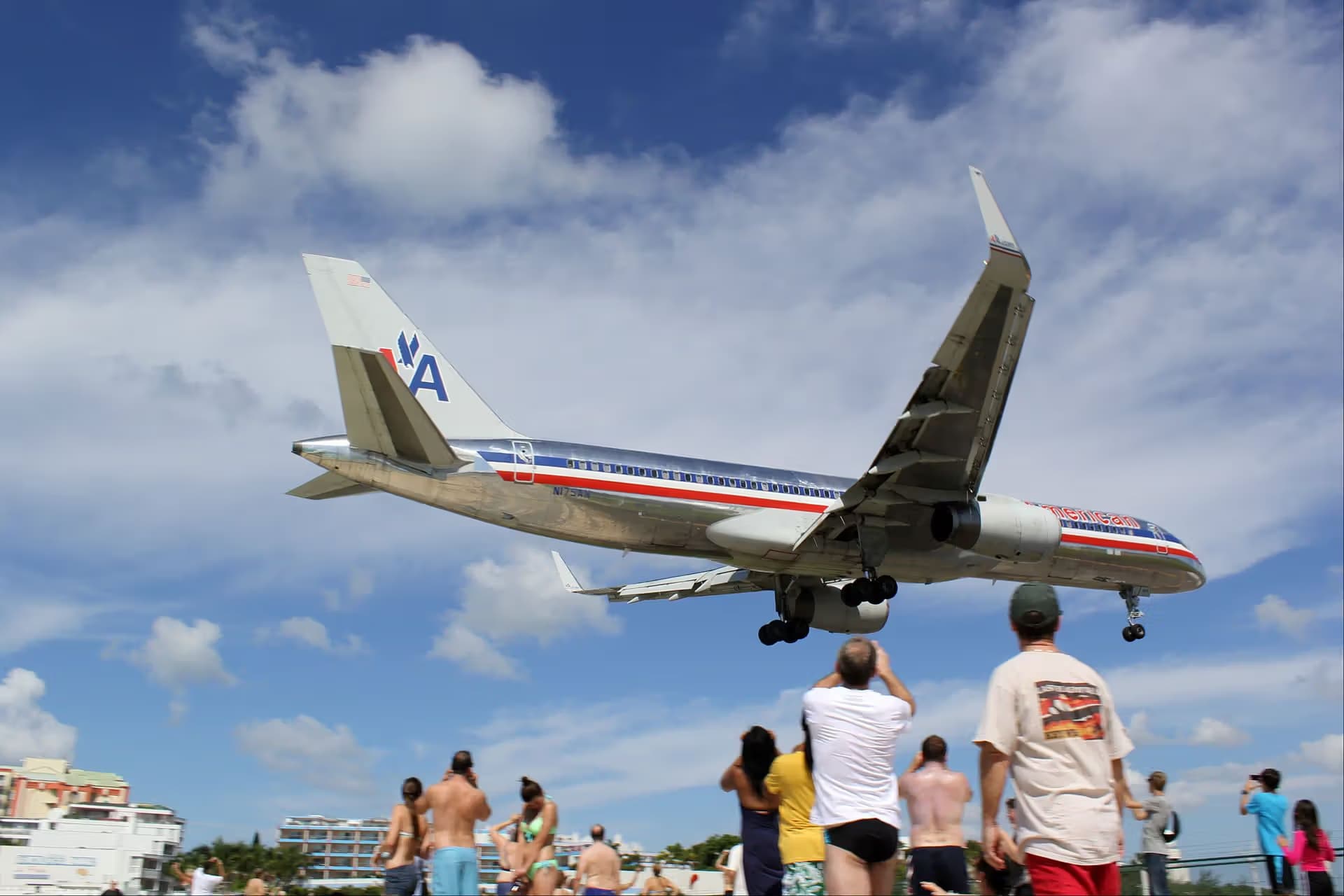 N175AN — Twin-engine aircraft