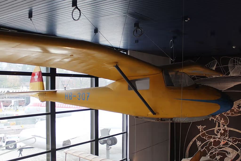 HB-307 — Glider