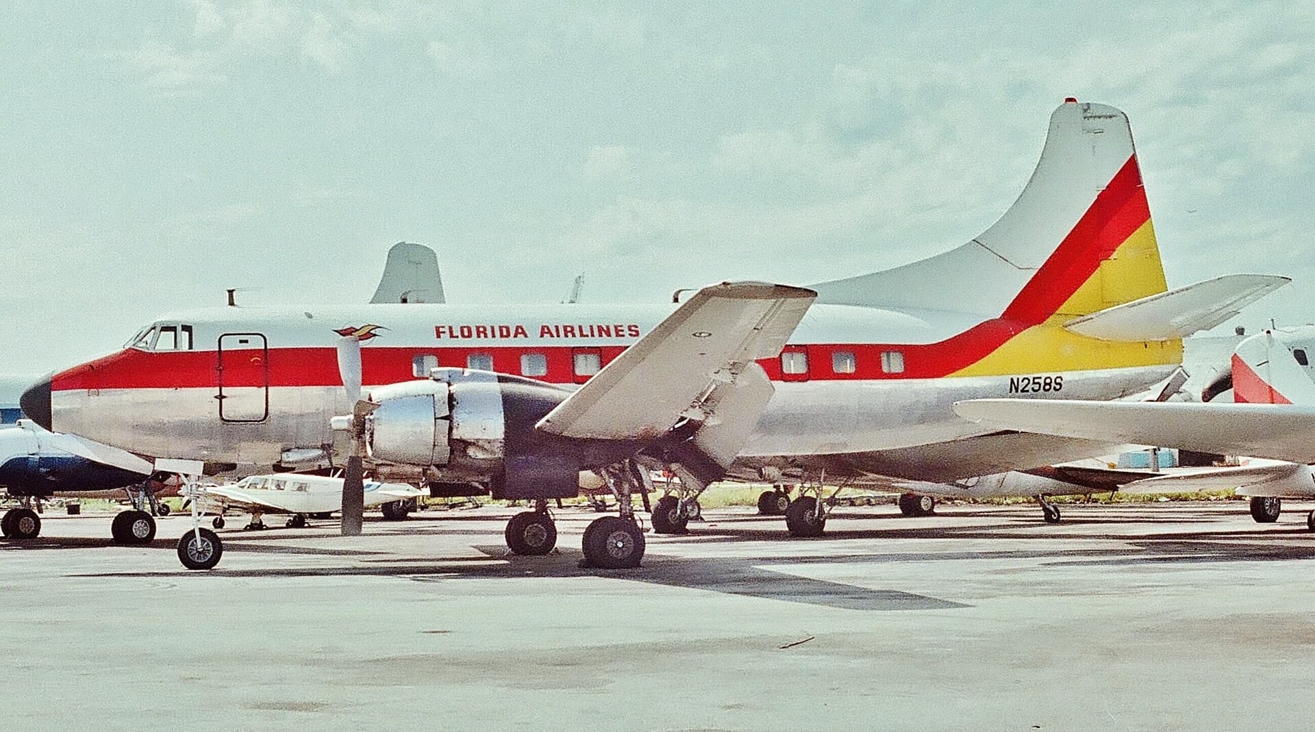 N258S — Twin-engine aircraft