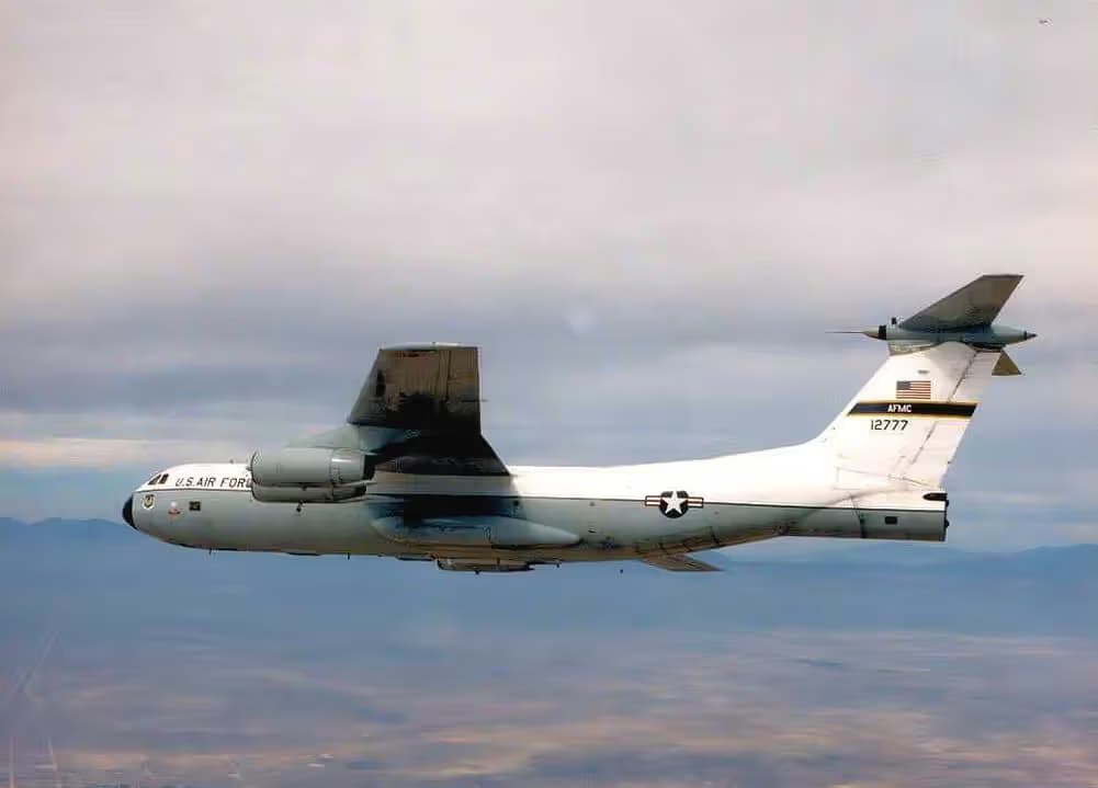 Unidentified — Aircraft