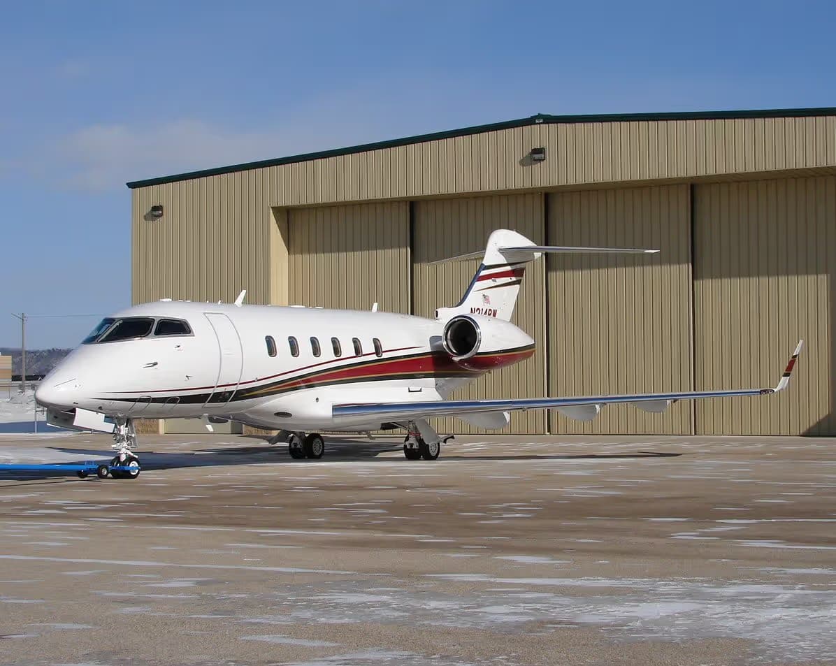N214RW — Bombardier