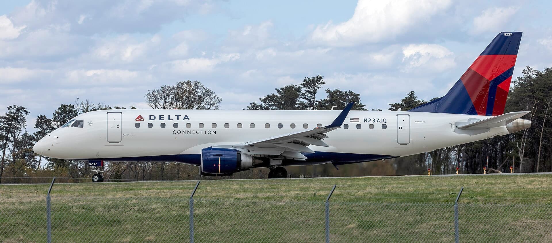 N237JQ — Embraer
