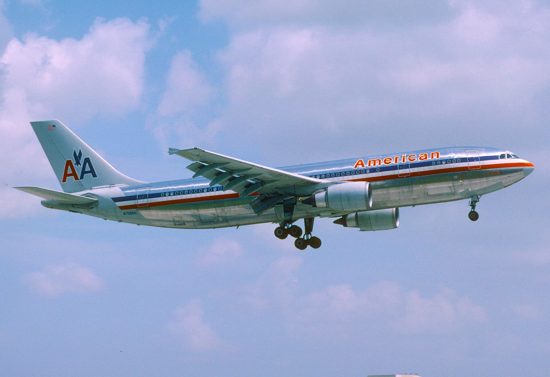 N7062A — Airbus