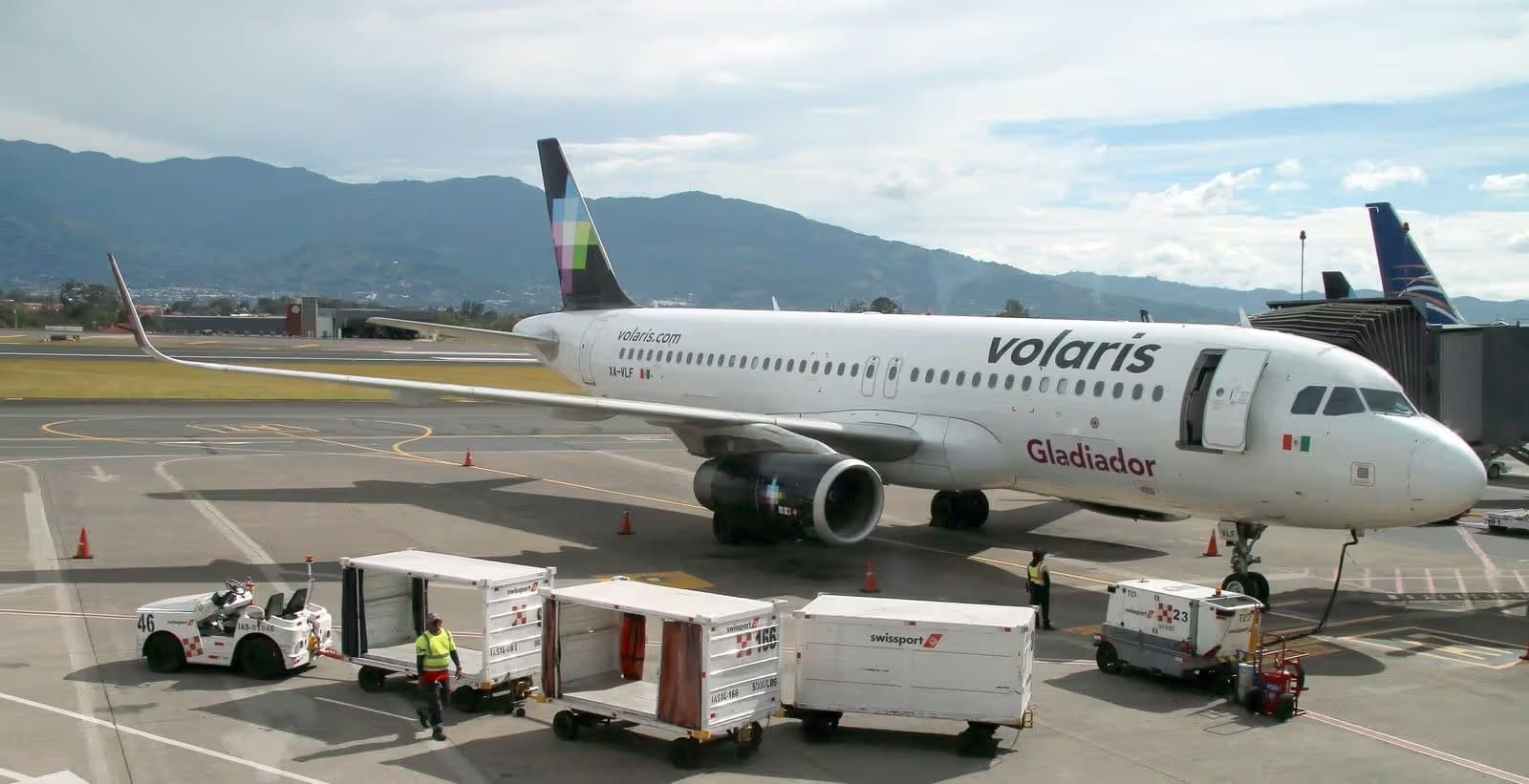 XA-VLF — Airbus