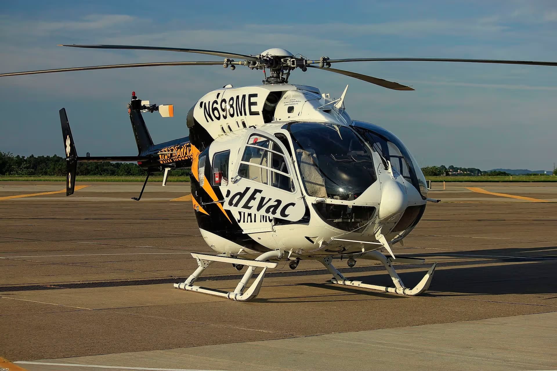 N698ME — Helicopter