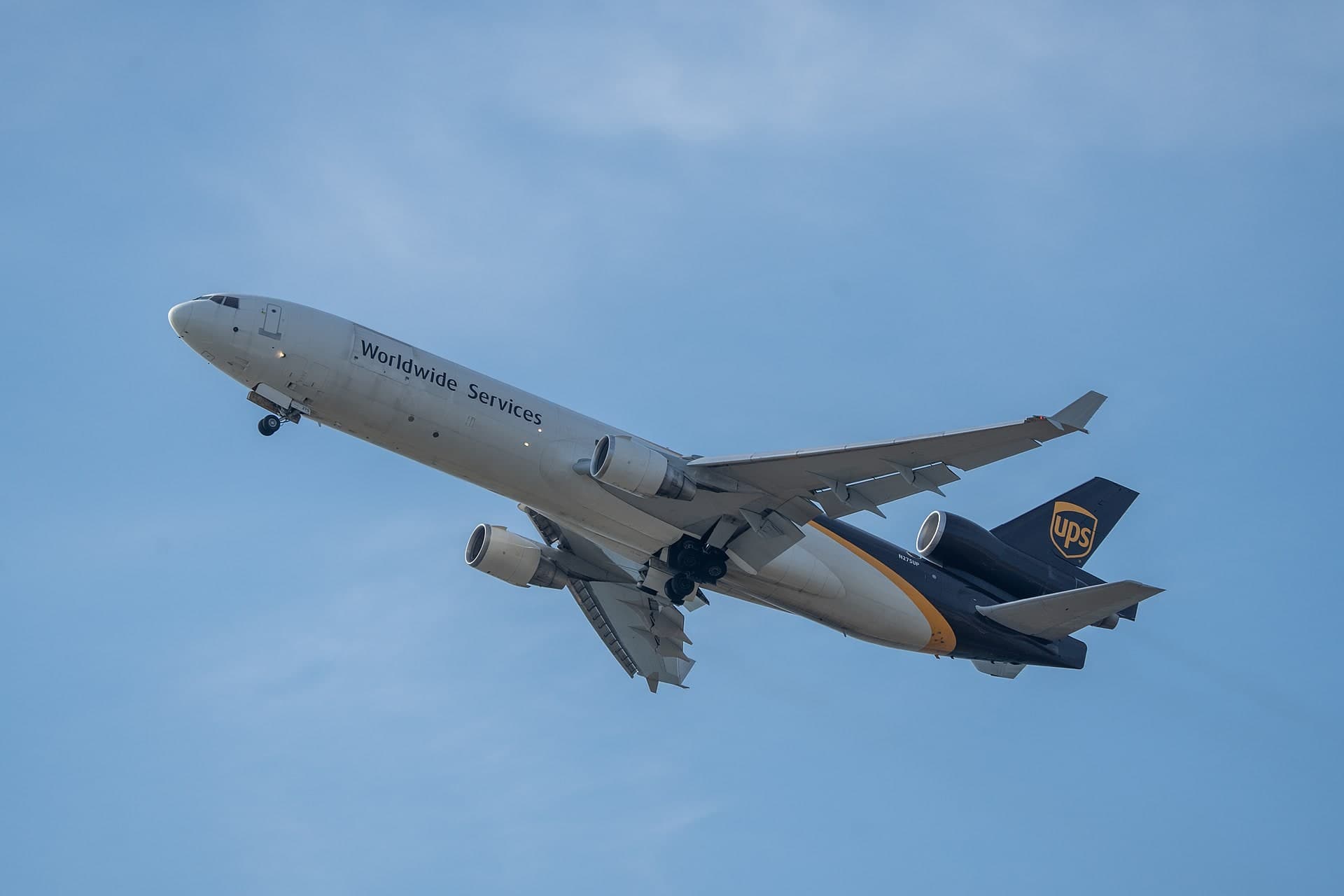 N275UP — Douglas