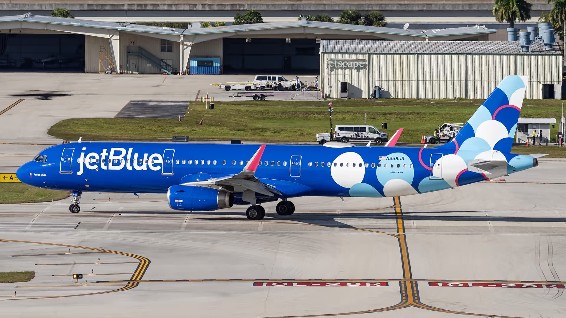 N958JB — Airbus