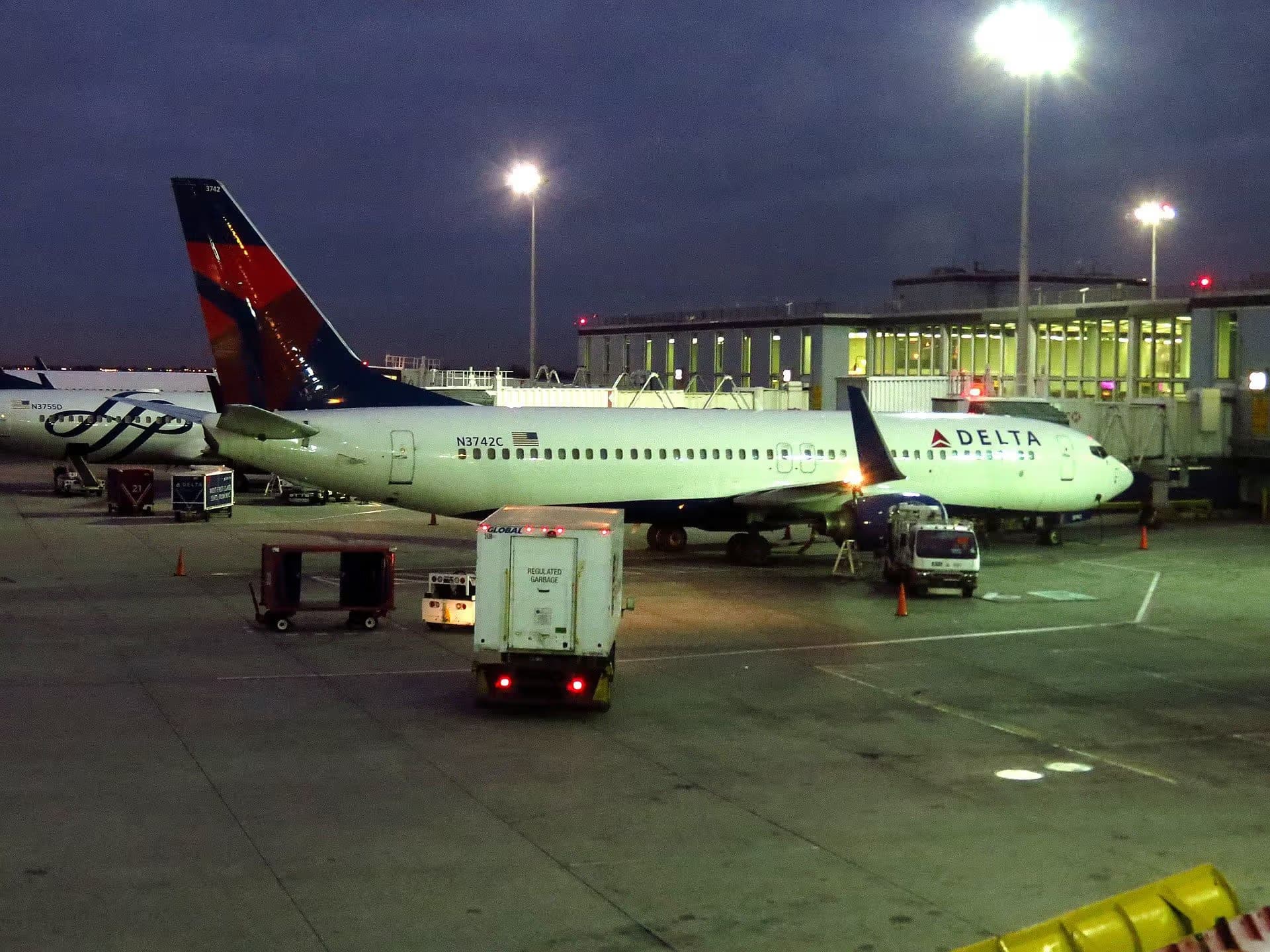 N3742C — Boeing
