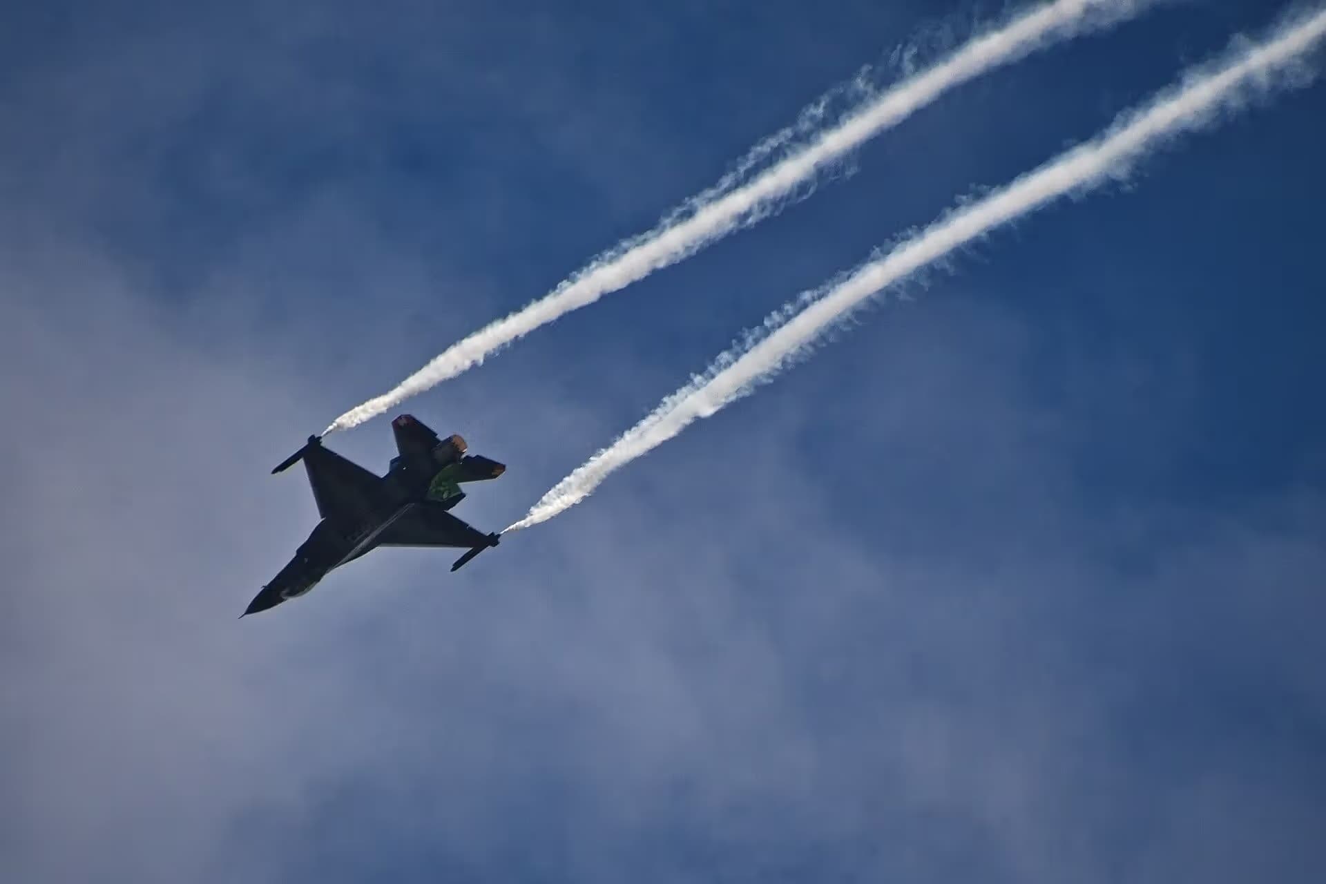 Unidentified — Aircraft