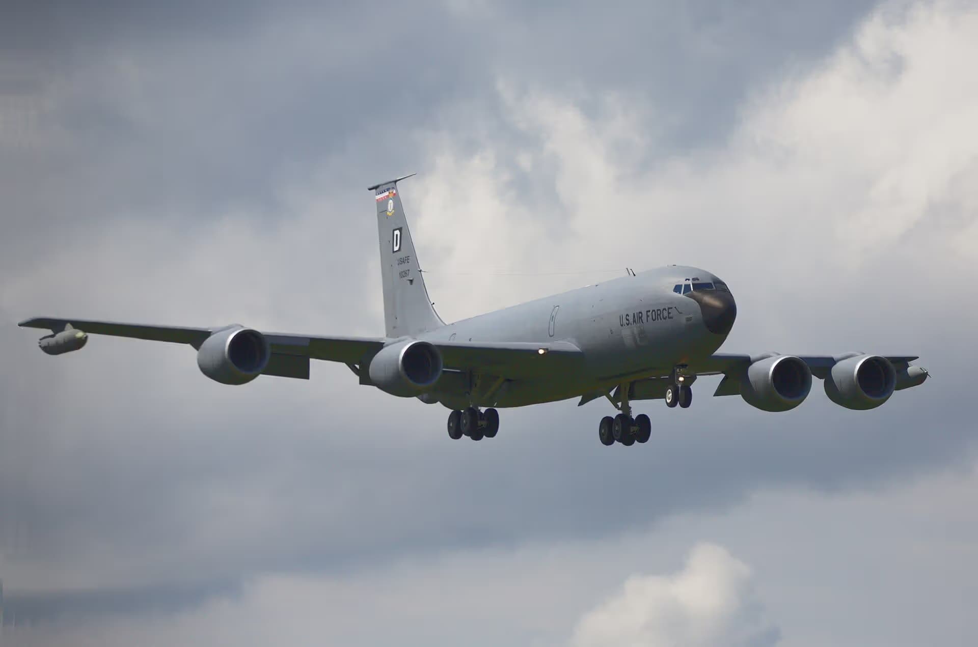Unidentified — Boeing