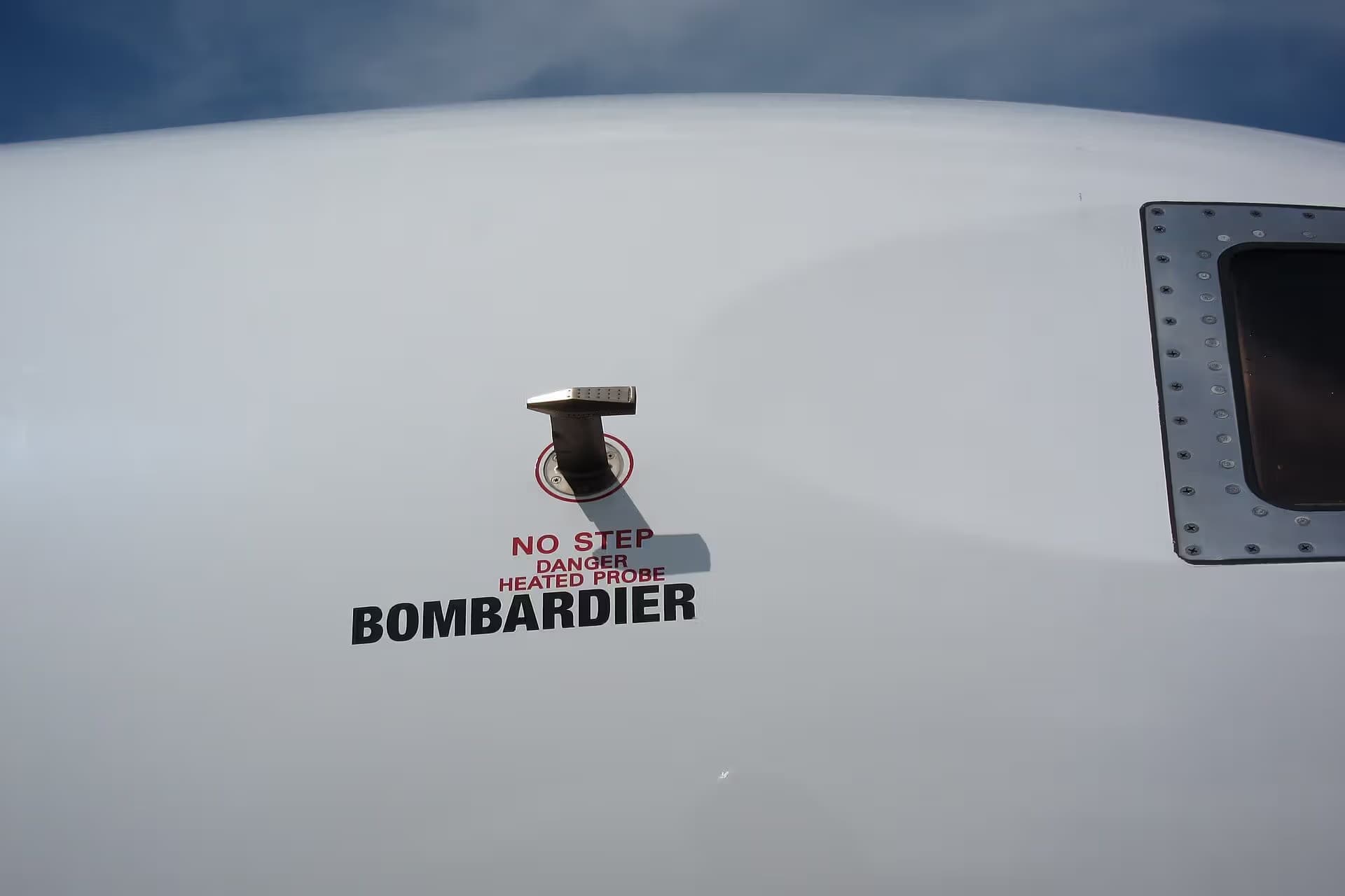 N381GX — Bombardier