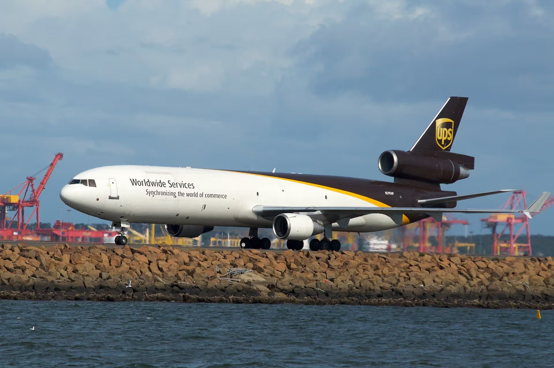 N295UP — Douglas