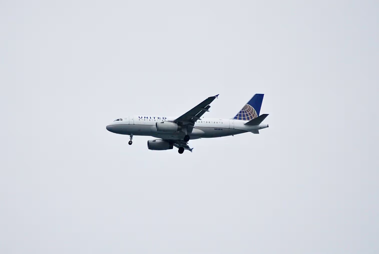 N828UA — Airbus