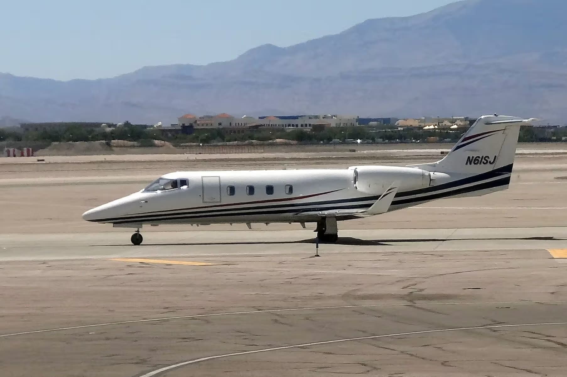 N61SJ — Business jet