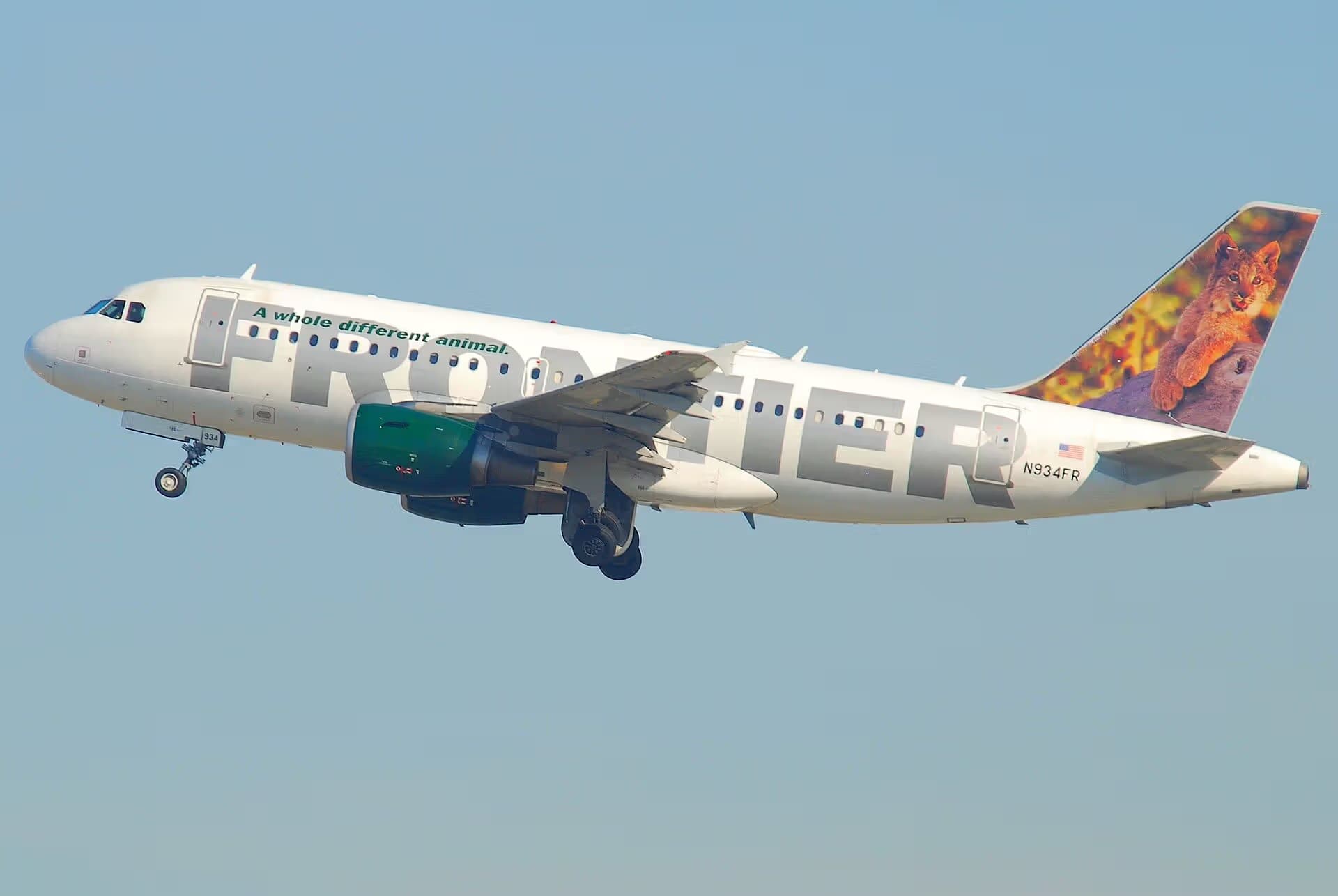 N934FR — Twin-engine aircraft