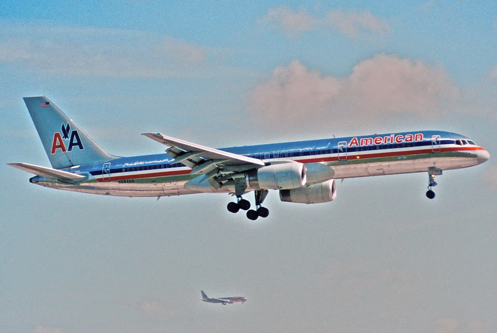 N684AA — Twin-engine aircraft