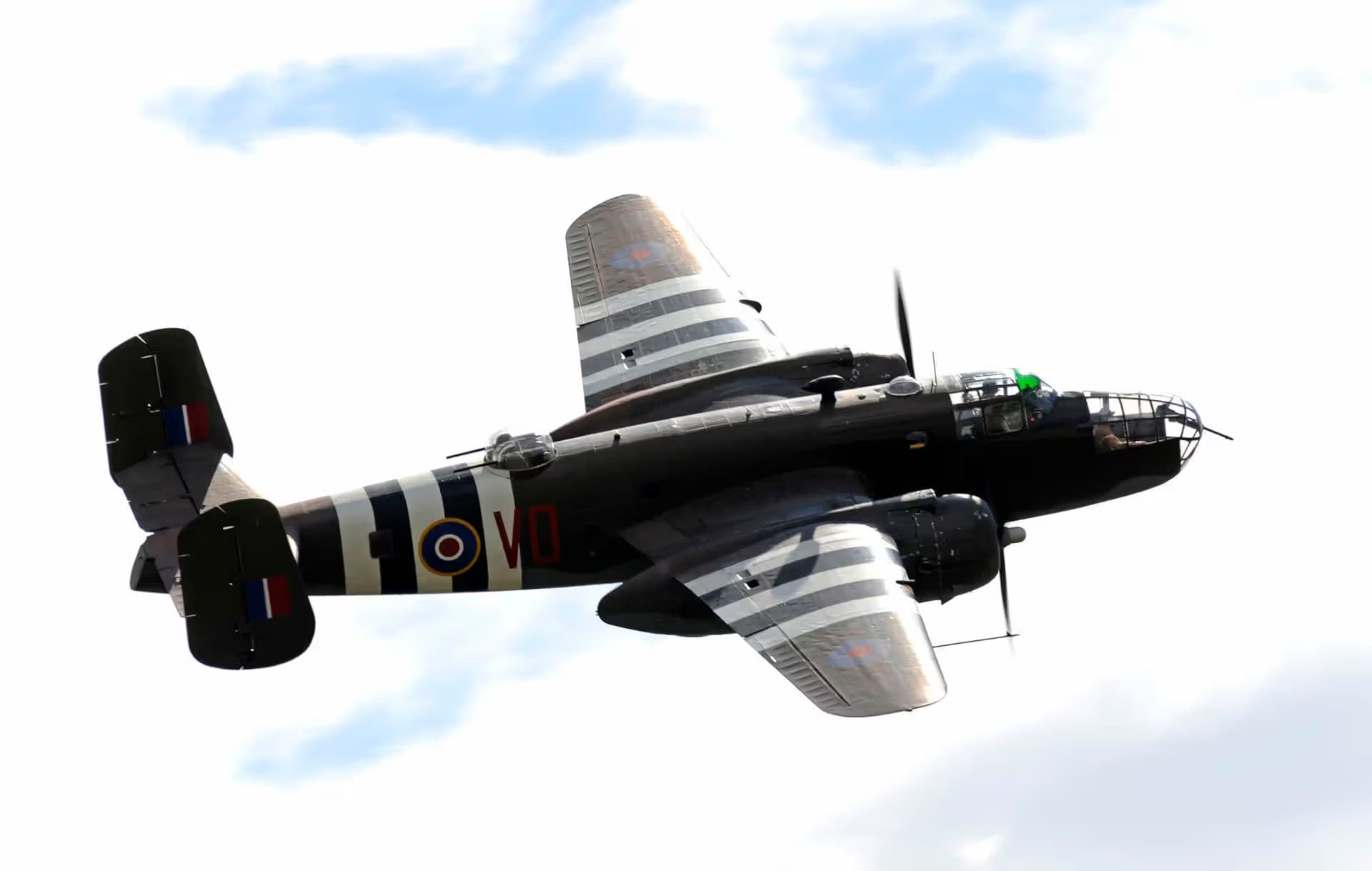 Unidentified — Warbird
