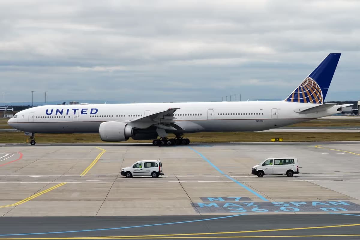 N2639U — Boeing