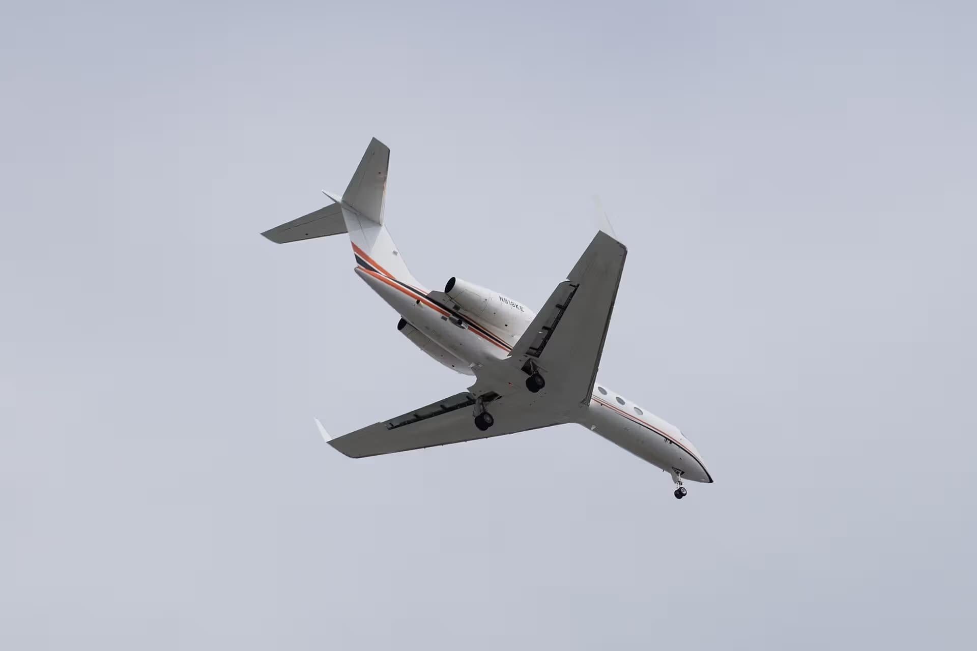 N818KE — Business jet