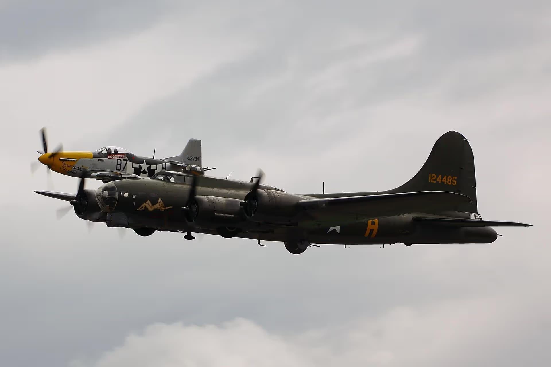Unidentified — Single-engine aircraft