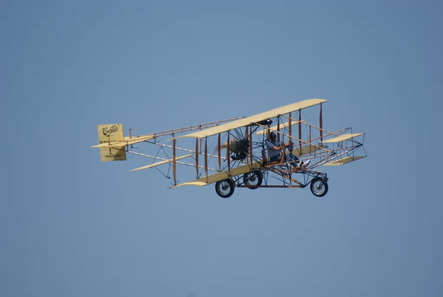 Unidentified — Aircraft