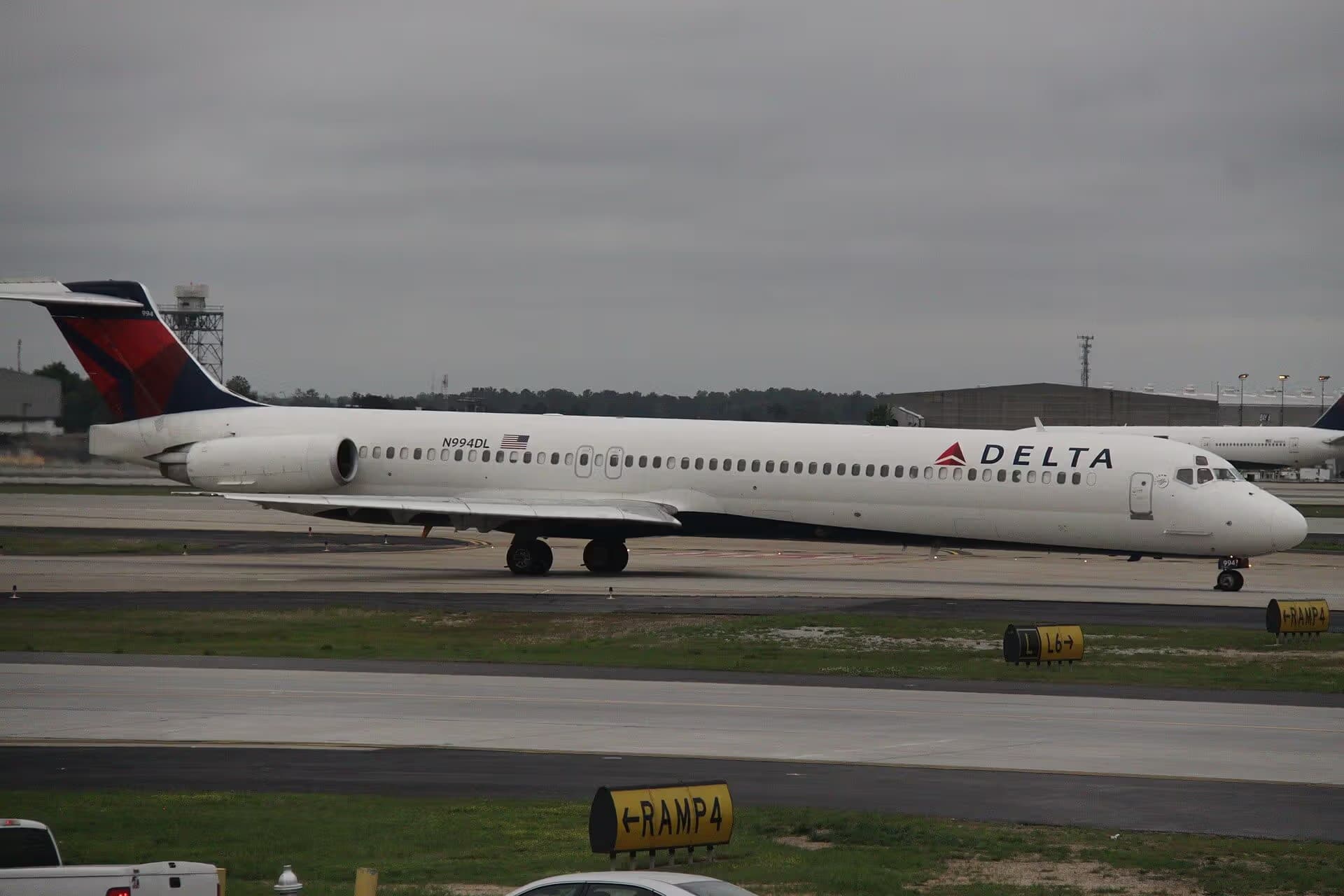 N994DL — Aircraft