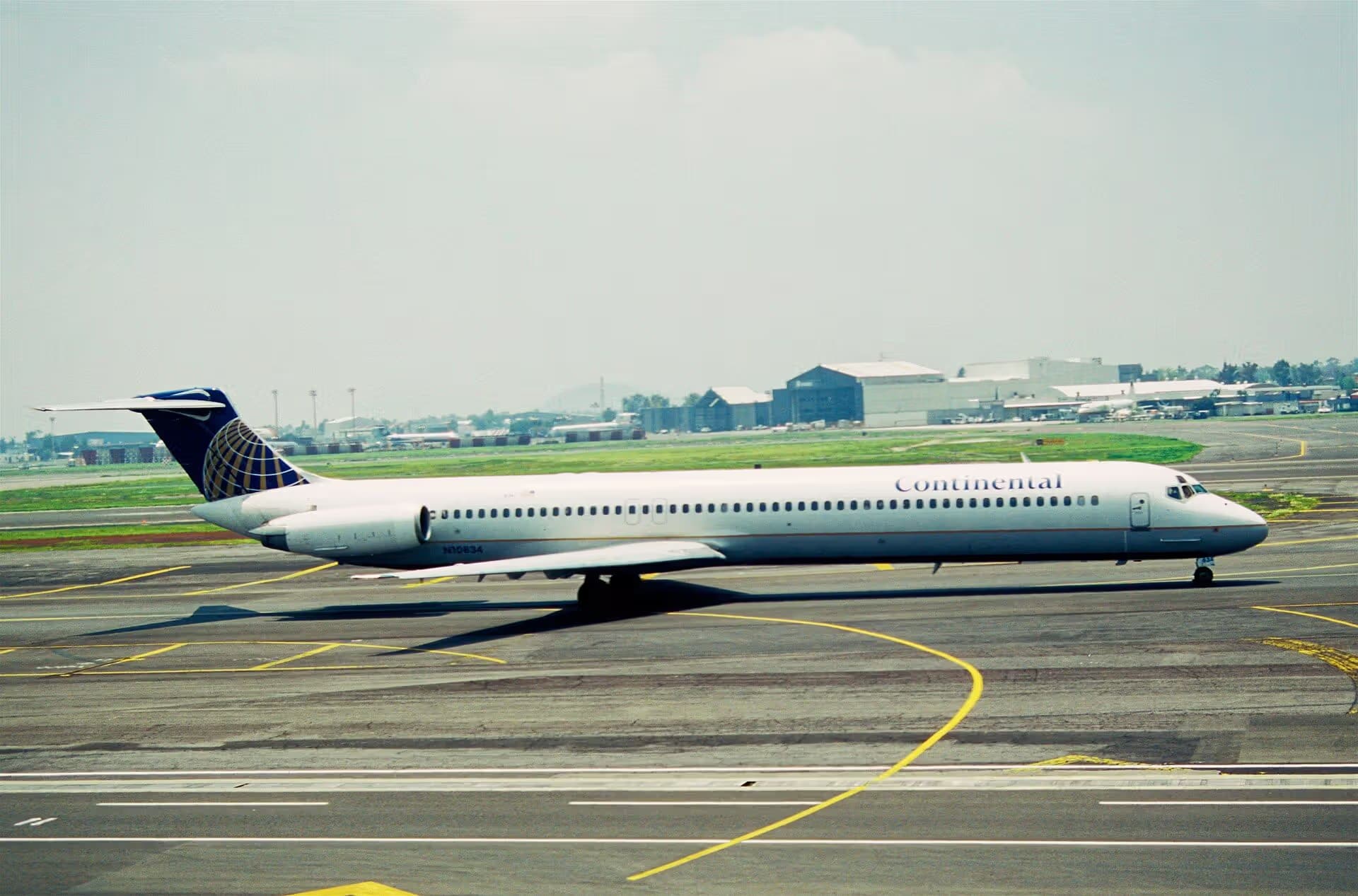 N10834 — Aircraft