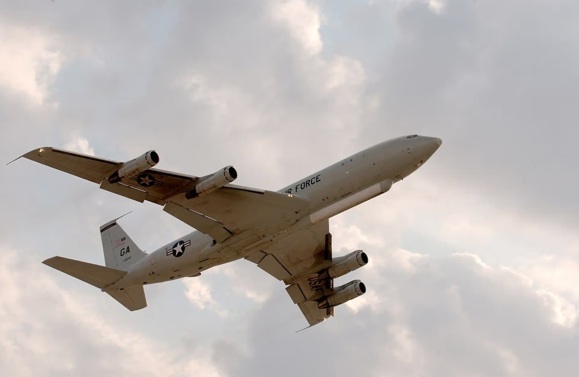 Unidentified — Aircraft