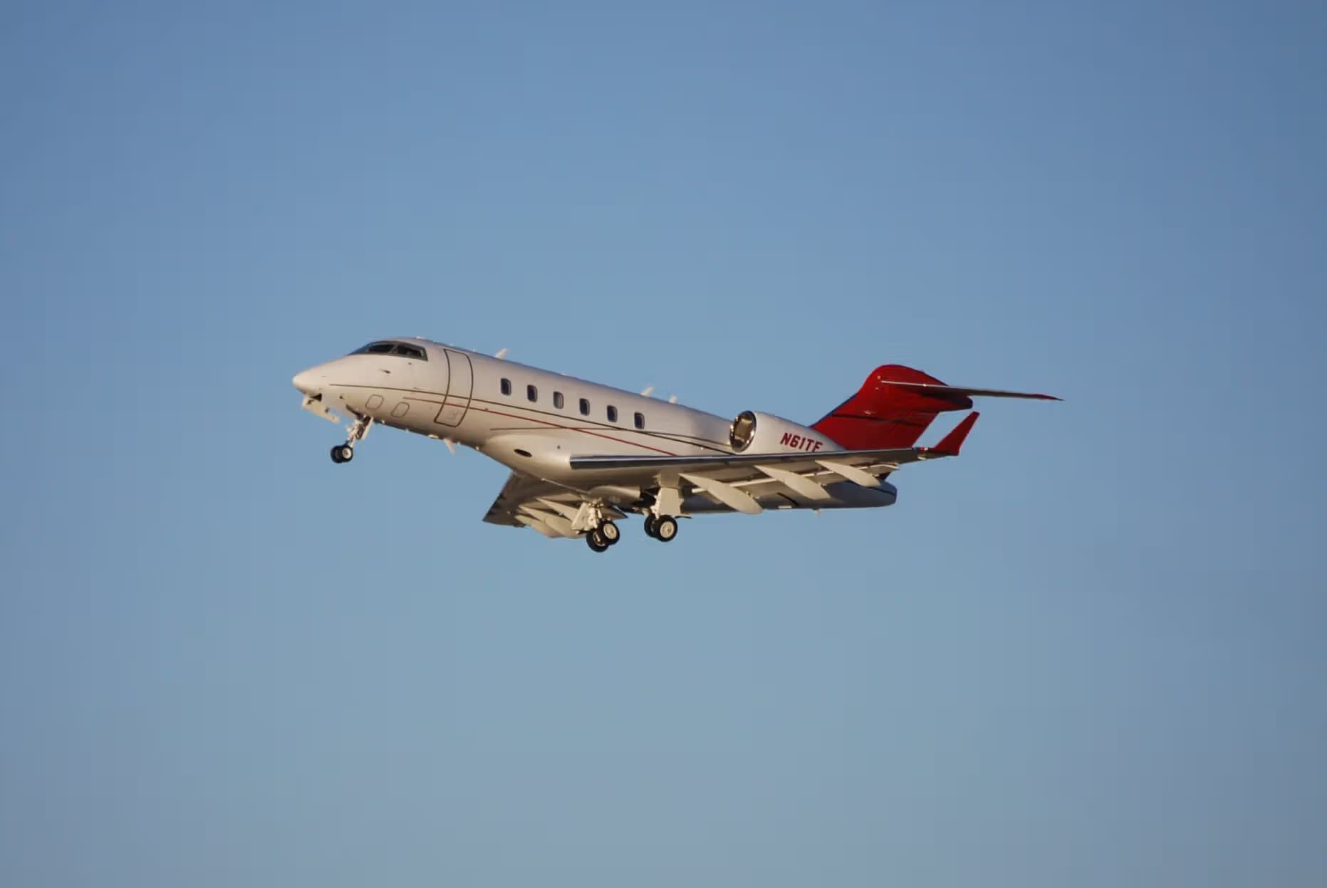 N61TF — Business jet