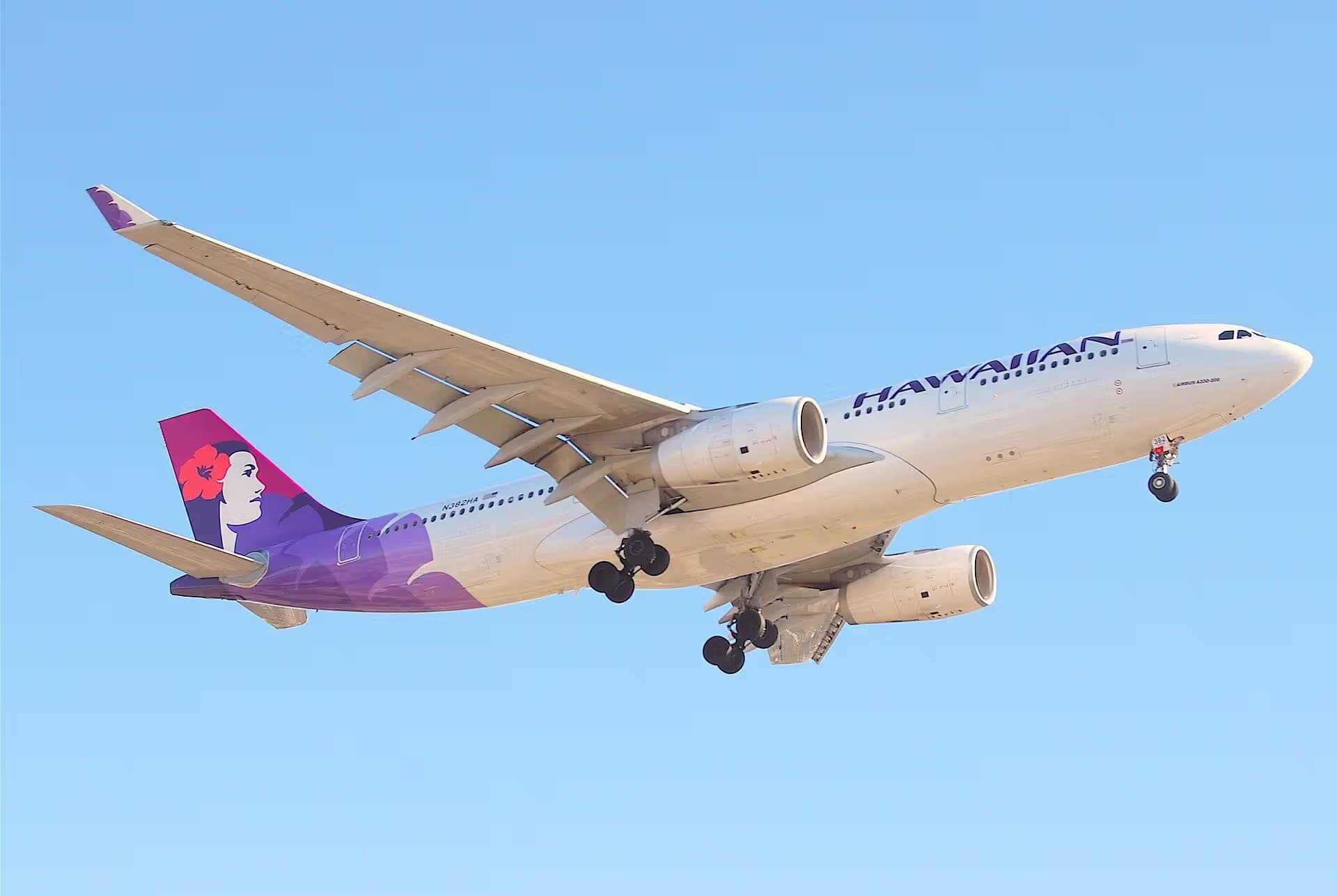 N382HA — Airbus